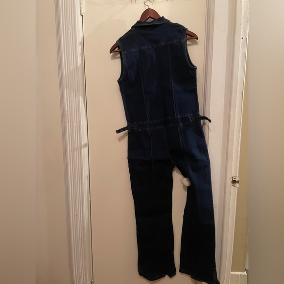 Dark indigo jean/denim jumpsuit. Size Xs - Picture 3 of 5